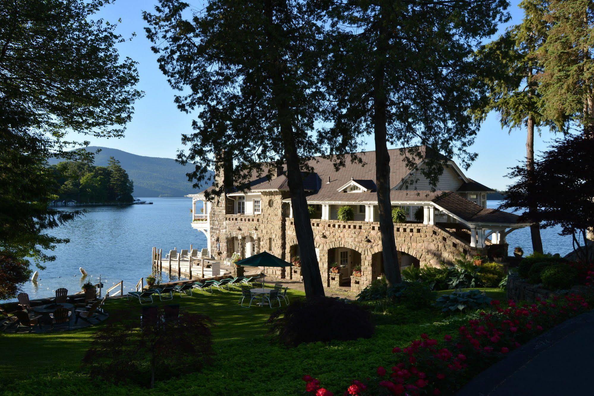Lake George Boathouse Waterfront Lodging Болтон-Лендинг Экстерьер фото